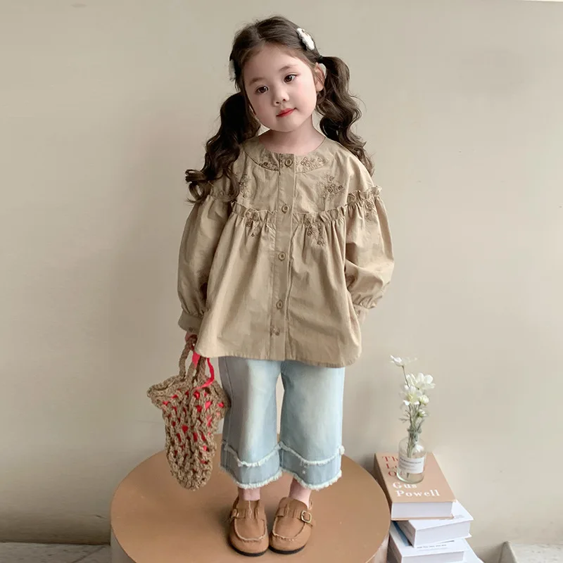 2025 Spring Autumn New Korean Edition Casual Western Style Flower Embroidery Mushroom Edge Comfortable Loose Doll Shirt