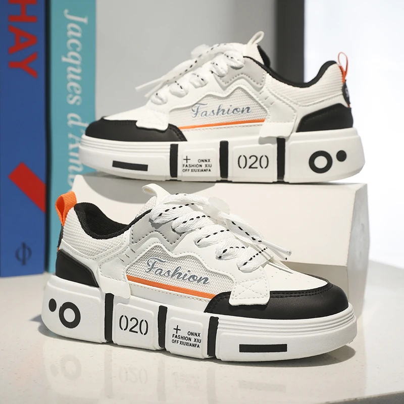 

A pair of children's four-season leather upper sports shoes, soft and lightweight sneakers, sizes 31-44，AYY-61825