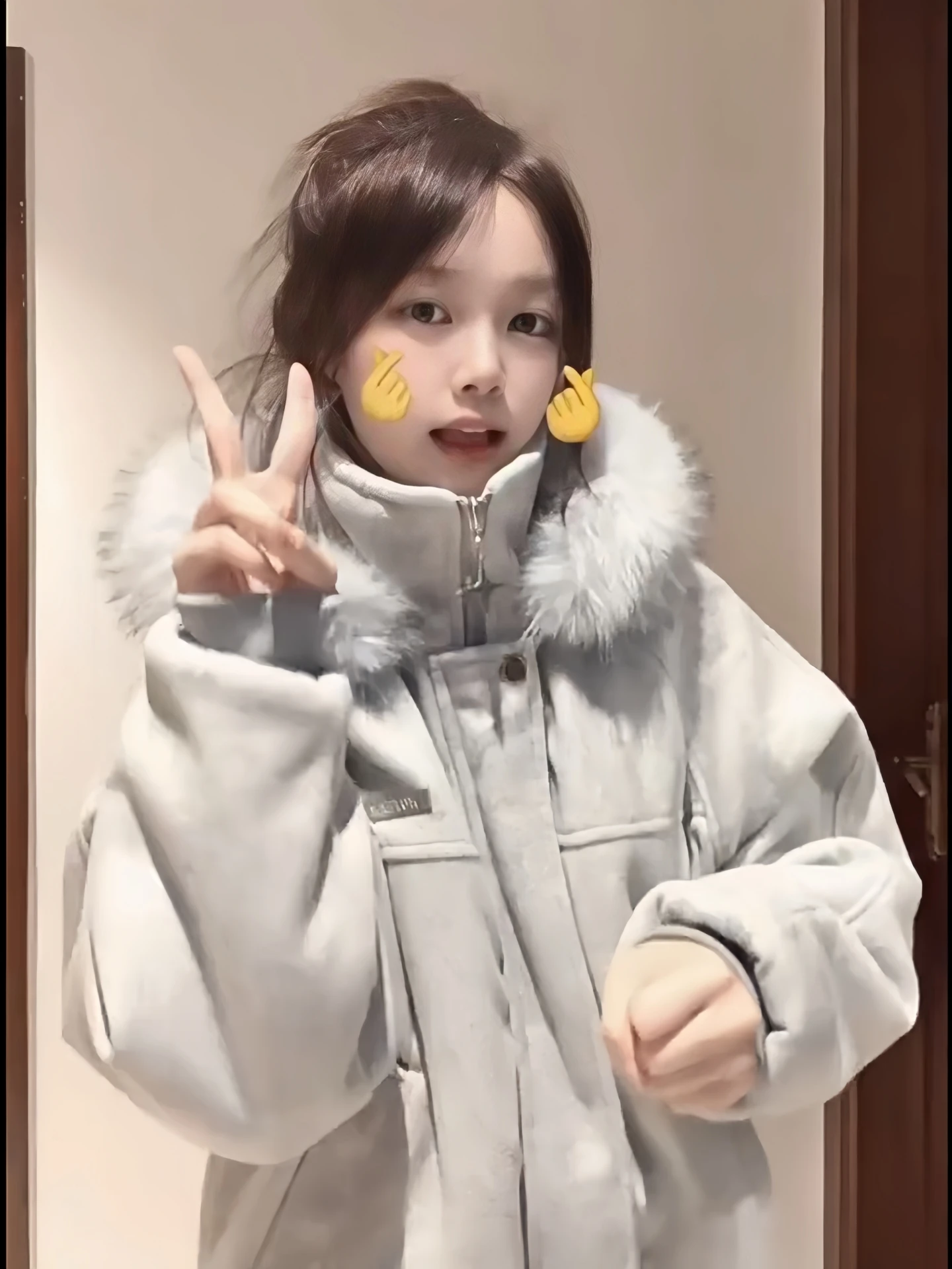 

Мужская утепленная хлопковая куртка с большим меховым воротником, зимняя теплая повседневная верхняя одежда из полиэфирного волокна Cleanfit Sle