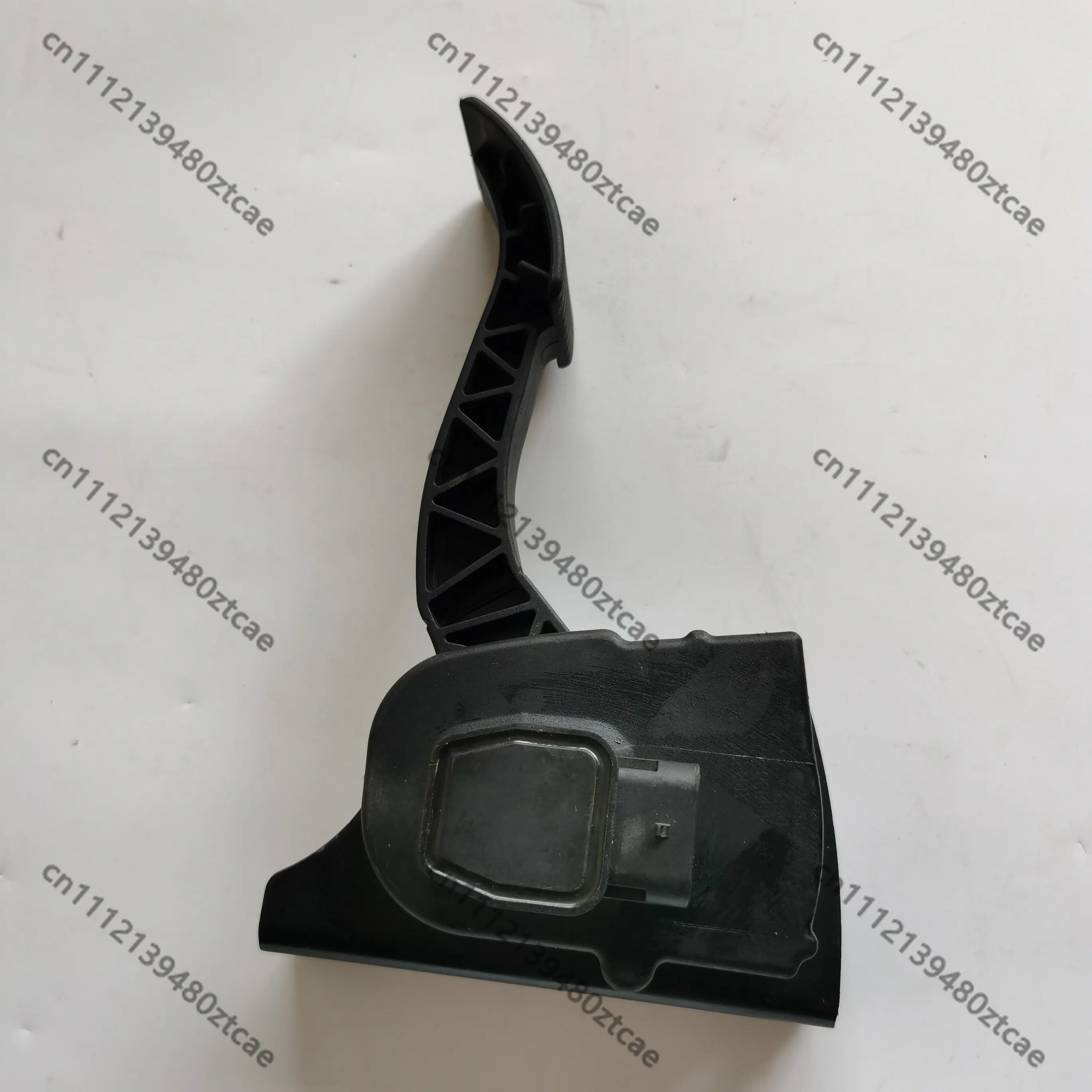 Electronic Accelerator Pedal Assembly Universal For Diesel & Natural Gas Heavy Commercial Truck Engine Replacement Parts