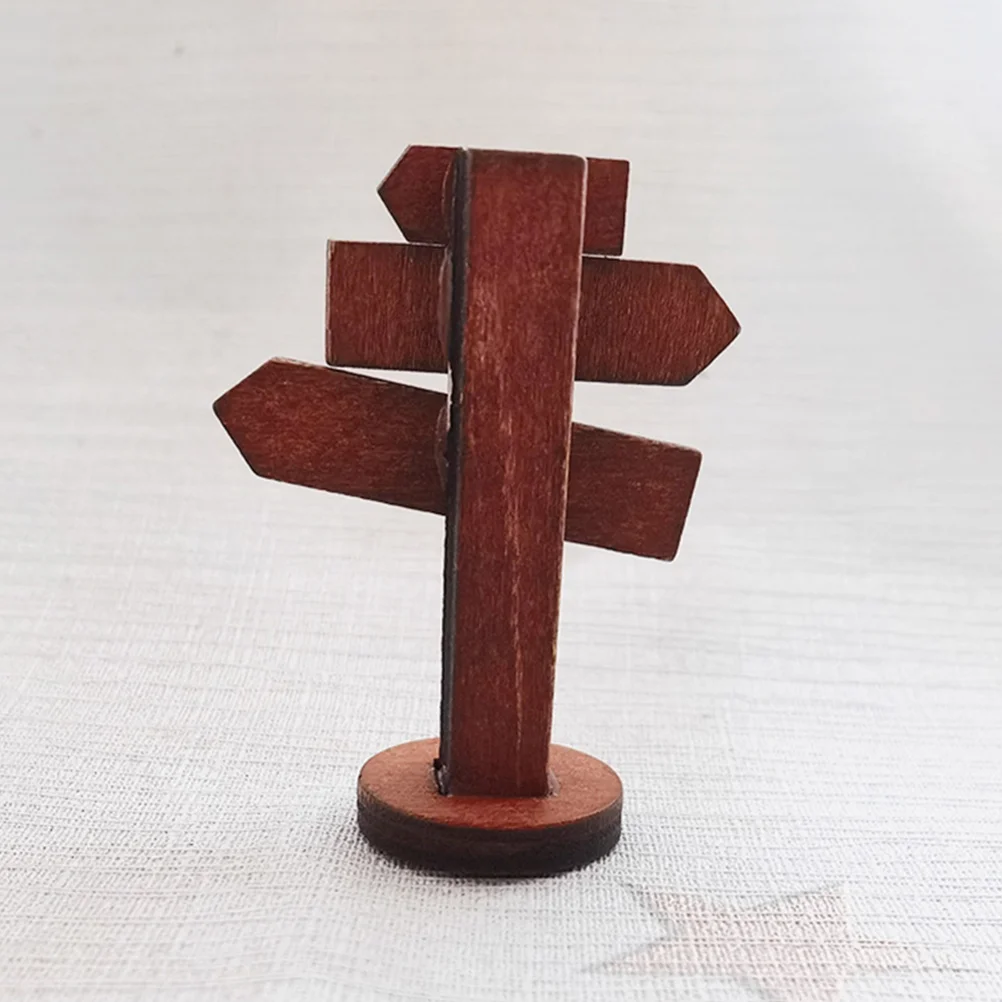 2 Pcs Wooden Road Sign Micro Landscape Adornments Mini Scene Props Signs Decorations Miniature Garden Guide Boards Street Photo