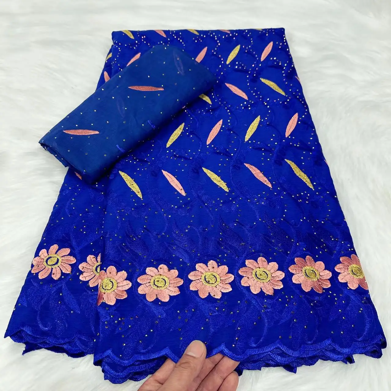 

2024 High Quality Royal Blue African Swiss Voile Lace Fabric With Stones Cotton Nigerian Lace Fabric For Party Dress Sew KYC2410