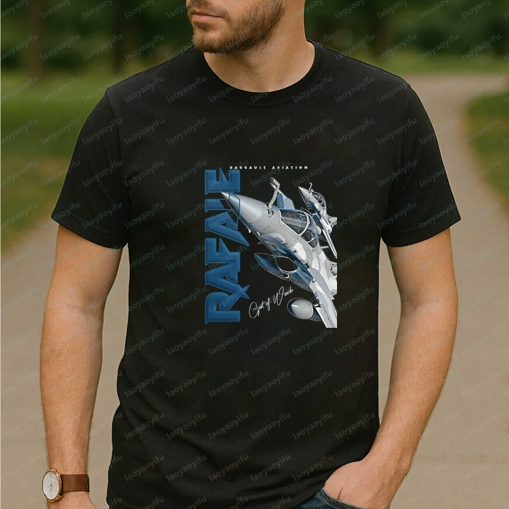 Classic F-111 Aardvark Strike Aircraft Design Summer Trend Short-Sleeved Men's and Women's Universal Shirt Comfortable T-Shirt