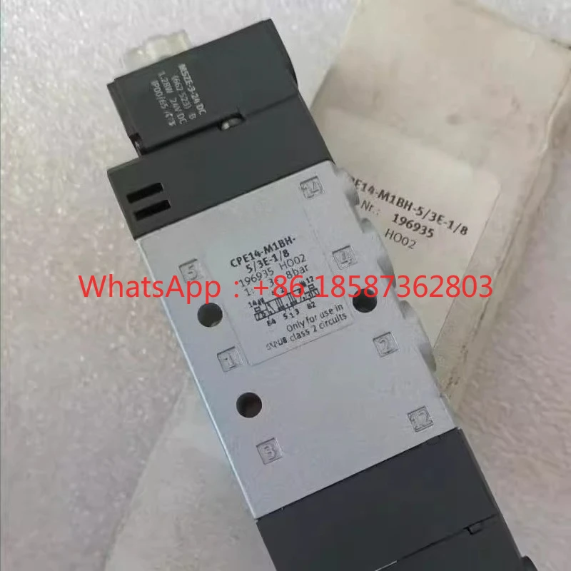 

Solenoid valve CPE14-M1BH-5/3E-1/8 196935