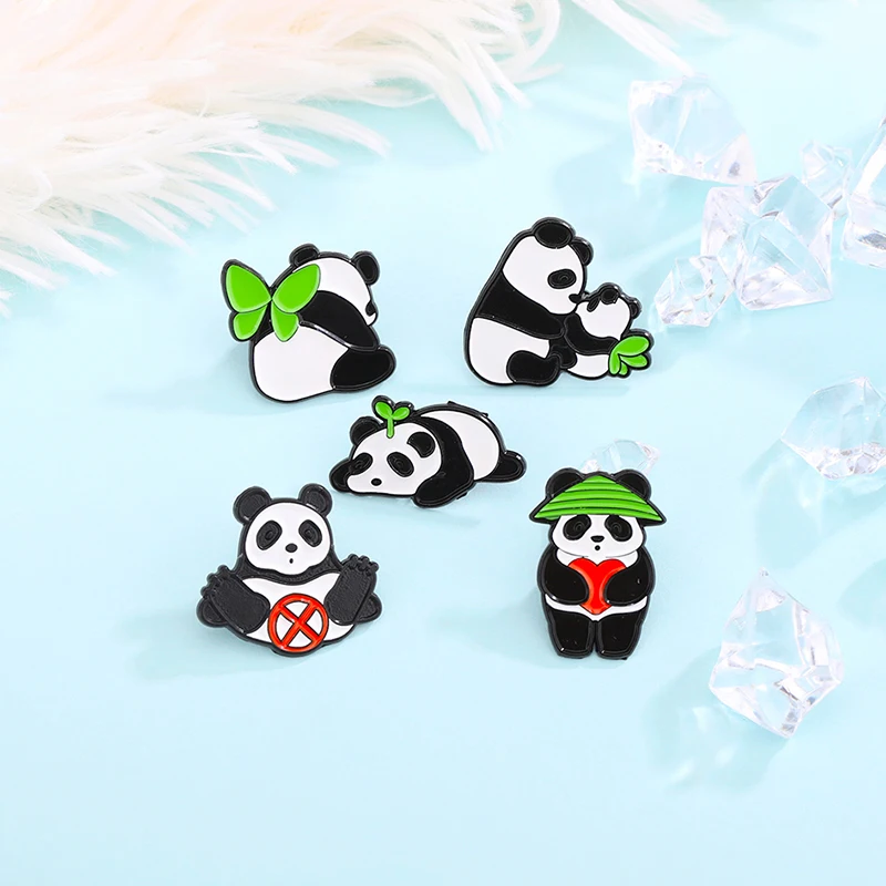 Cartoon Little Panda Brooches Chinese Pandas Mom Baby Love Rest Sleep Animal  Alloy Enamel Pin Backpack Badge Lapel Jewelry Gift