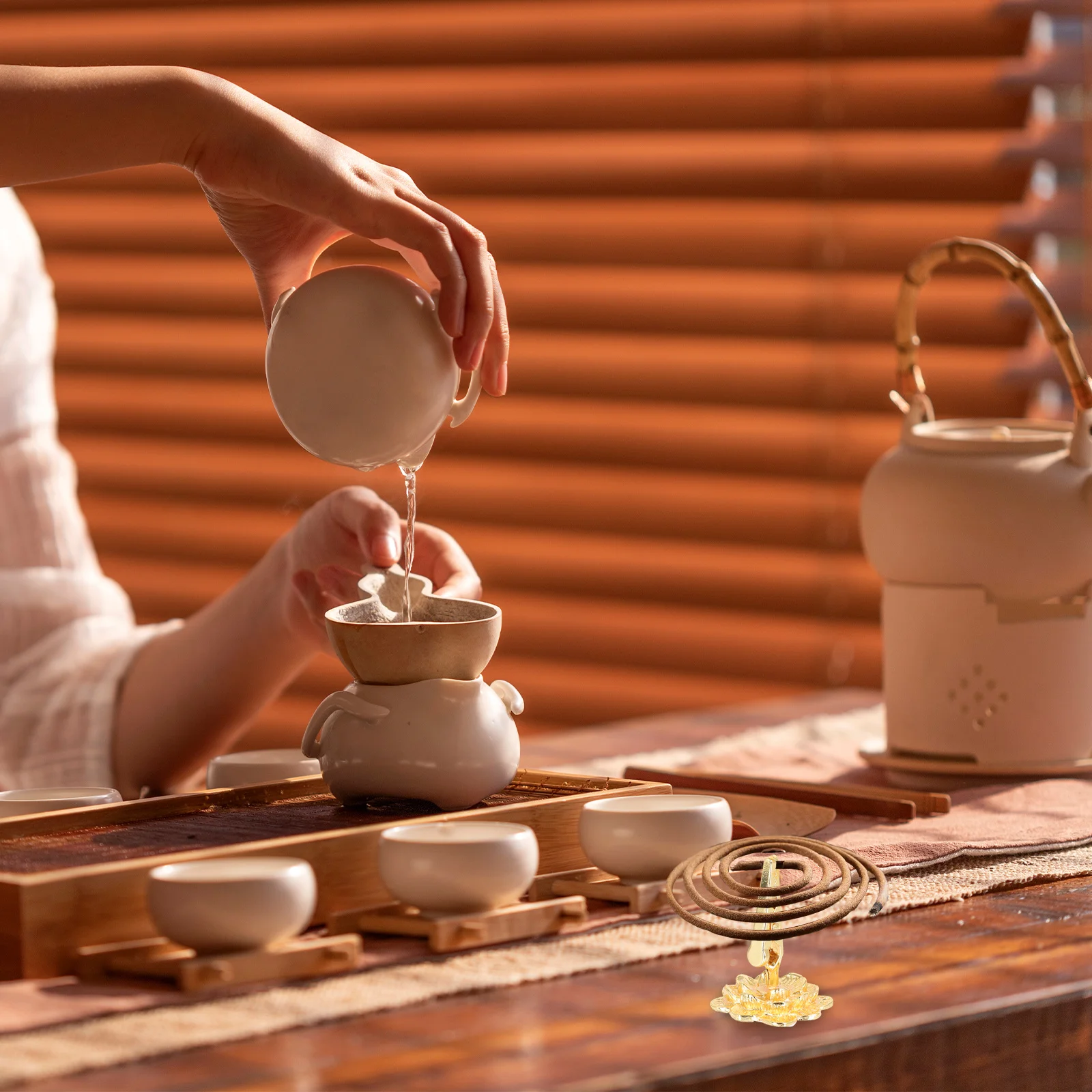 2 قطعة مقاطع البخور المطلية بالذهب بوذا تصميم سطح أملس للعلاج رائحة دراسة ديكور غرفة نوم حامل البخور الرف مع قاعدة