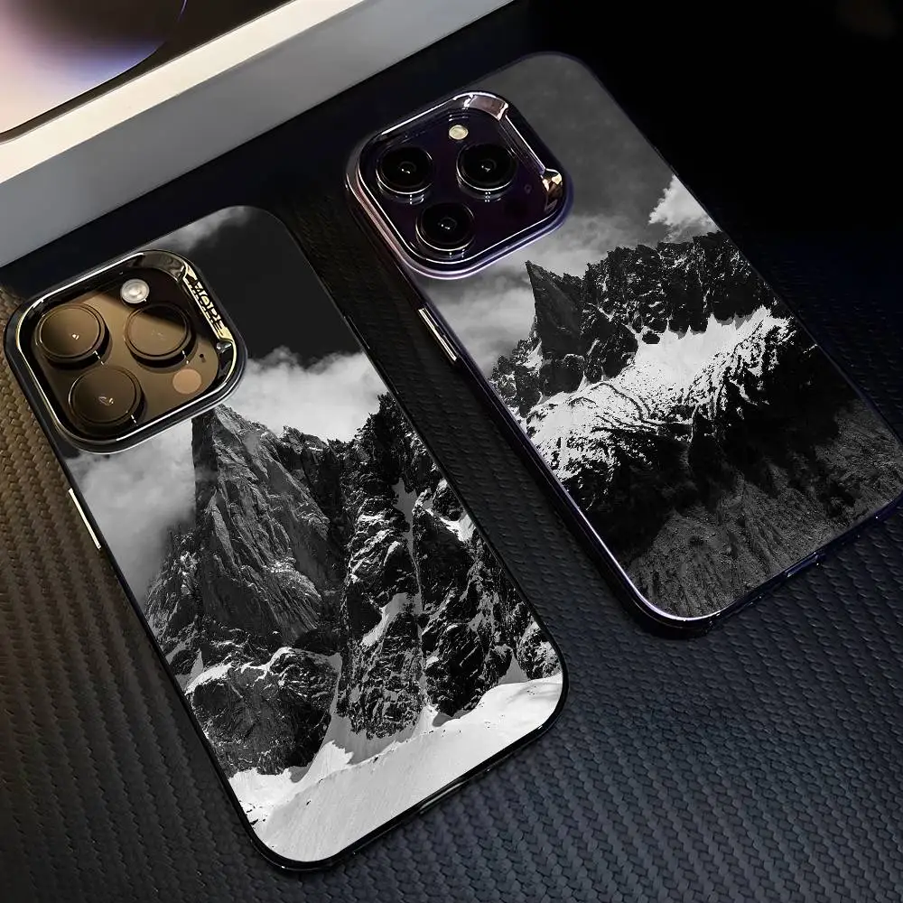 Aiguille De La Grande Sassiere جراب هاتف آيفون 17 16 15 14 13 12 11 Pro Max Air متعدد الألوان ماتي ليزر أورورا فوندا #1