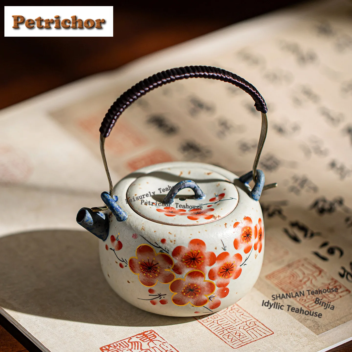 Blue And White Loop-handled Teapot Golden Plum Tea Infuser Pot Tea Maker Kettle With Ball Hole Teaware Services Ornaments Gifts