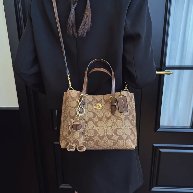 ​ ​ Designer nova moda de luxo bolsa feminina casual grande capacidade sacola na moda impressão ombro crossbody bolsa ​ ​