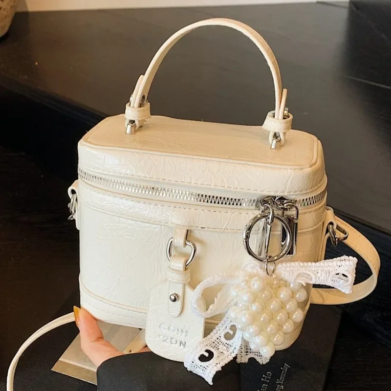 

Милые женские модные сумки-мешки из однотонной искусственной кожи, нежная маленькая квадратная сумка 2025 года, модная женская сумка через плечо для женщин