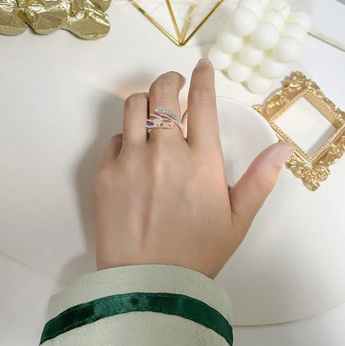 Women Domineering Faucet And Crystal Wedding Ring Rose Gold Color Two-tone Party Gift Ring