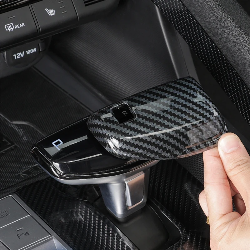Car gear head protective cover made of ABS material with carbon fiber pattern For Hyundai Elantra CN7 2023 2024