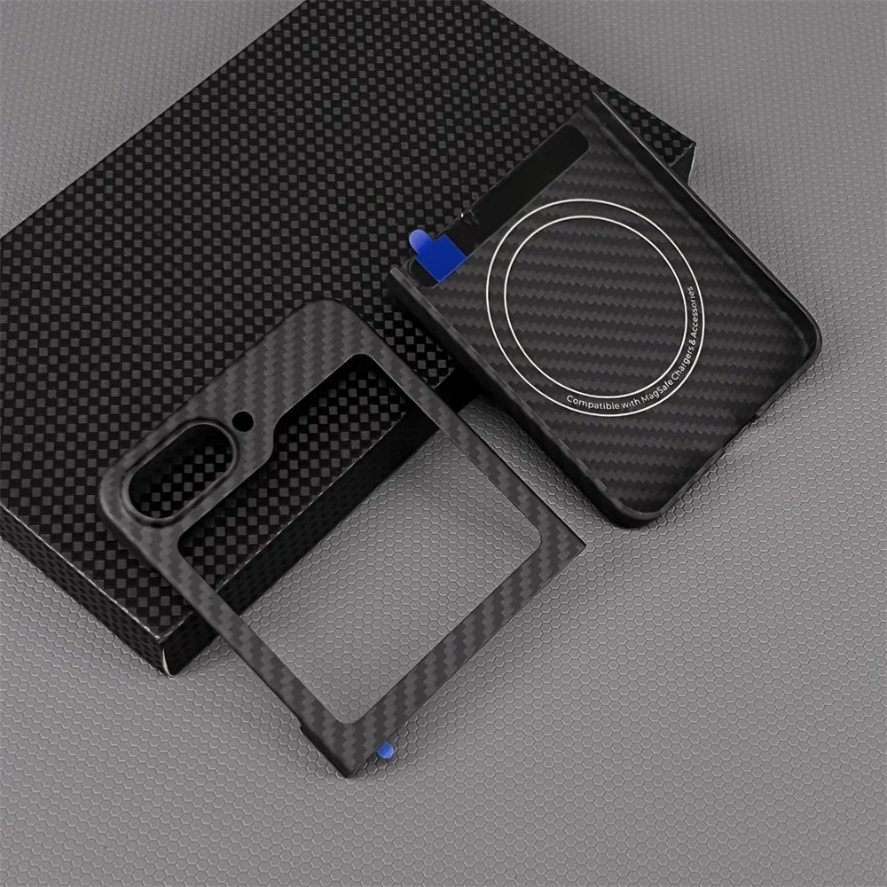 

600D suitable for Samsung z flip6 Kevlar phone case, aramid fiber built-in magnetic suction lightweight protective case