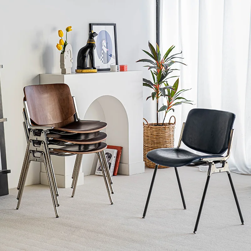 중세식 식탁 의자 단조 철제, 현대적이고 단순한 캐주얼 가정용 식탁