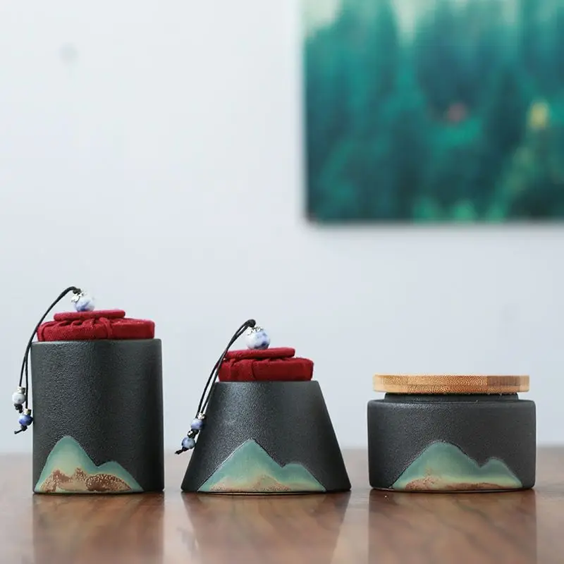 

Ceramic Tea Canister Japanese Hand-painted Portable Moisture-proof Ceramic Airtight Canister Tea Coffee Nuts Candy Food Storage