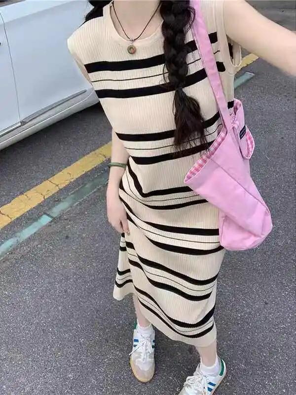 Rouje Dsyle Summer Casual Stripe Dress Knee-Length round Neck Sleeveless Vest Long Skirt Holiday Style High Waist Knitted H-Line