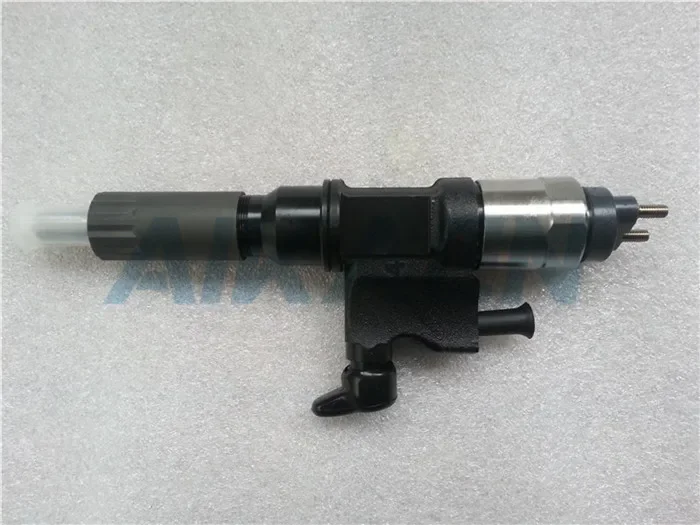 injector 6363 common rail replacements injector 095000-6363 (8-97609788-3) and diesel fuel injection 0950006363