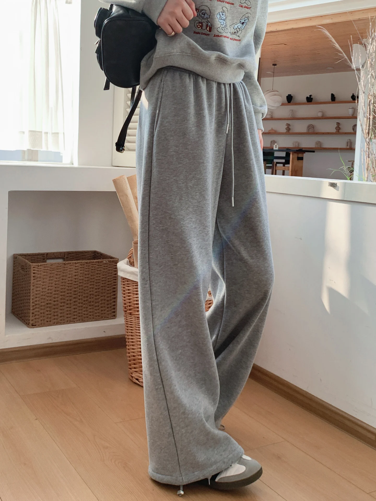 

High Waist Grey Straight Leg Sweatpants Women's Loose Slimming Drapey Casual Wide Leg Pants Commute Trousers LILIEDIT