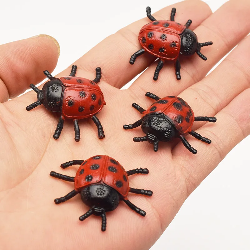 5pcs Funny Plastic PVC Simulation Insect Beetle Ladybug Model Frightening Persecute Others Toys Gift Novelty Halloween Supplies