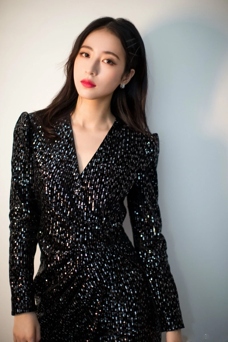 

V-collar sequin party dress long-sleeved black dress women