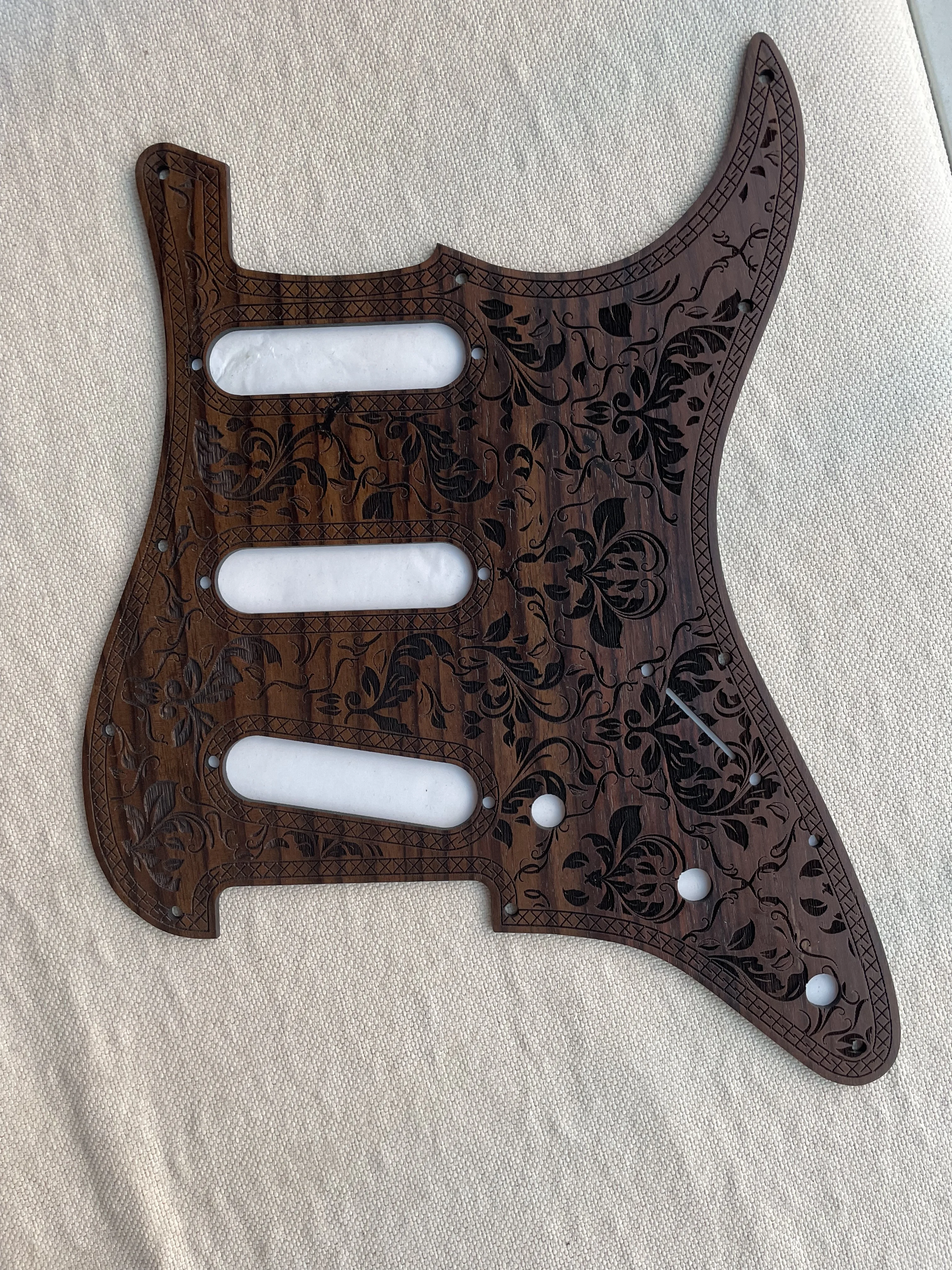 Beautiful Electric Guitar SSS Pickguard, Solid Rosewood,Carved Pattern,Guitar Plate,Scratch Pick Guard, Guitar Accessories, 1 Pc