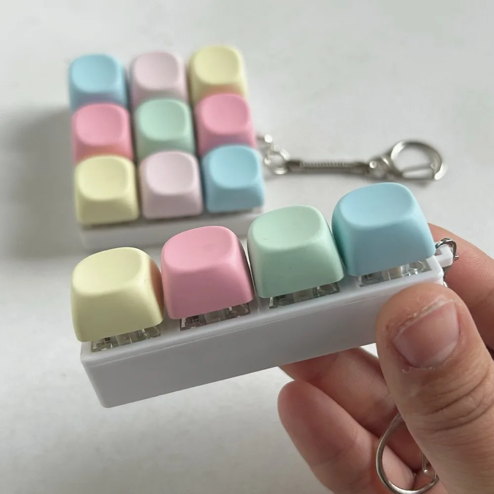 Relaxing 4/9 Keys Finger Keyboard Key Button Stress Relief Decompression Keycap Pass The Time Clicker Adult