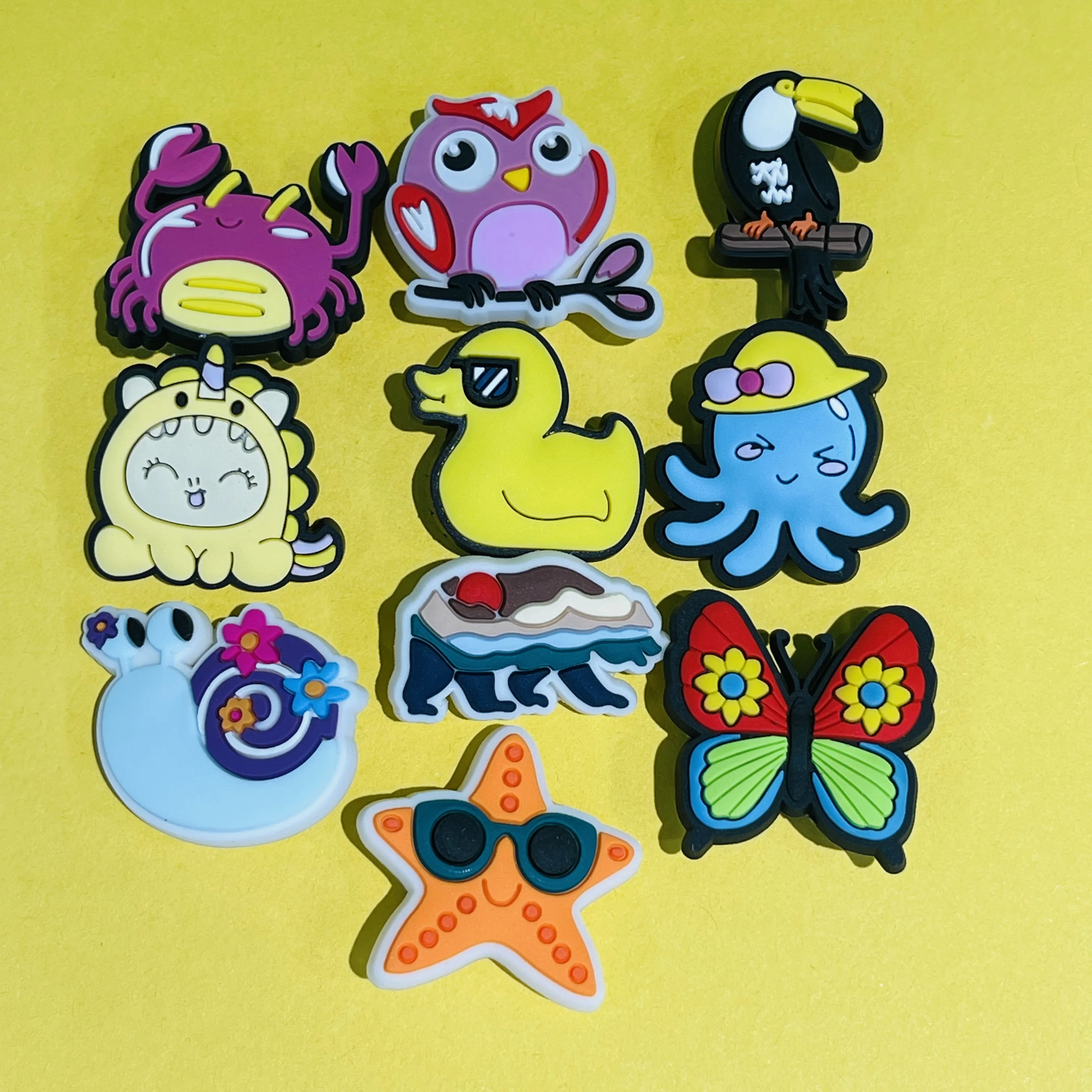 1-10pcs Cartoon Snail Starfish Butterfly Duck Octopus Crab Bird Bear PVC Shoe Charms For Clogs Pins Decorations for DIY Bracelet