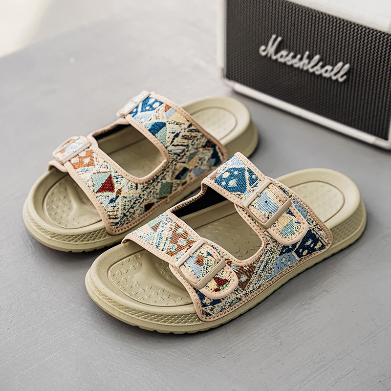 

Men's slip-on slippers New summer light breathable outdoor casual sports slippers fashion anti-slip youth city walking slippers