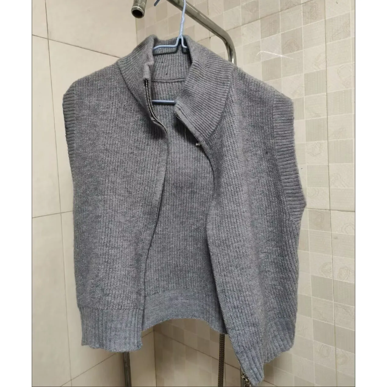 สุภาพสตรี Double Zipper ถักเสื้อกั๊กหญิงสีทึบเสื้อกั๊กเสื้อฤดูใบไม้ผลิฤดูใบไม้ร่วงผู้หญิงเสื้อคอปกสูงเสื้อแขนกุด