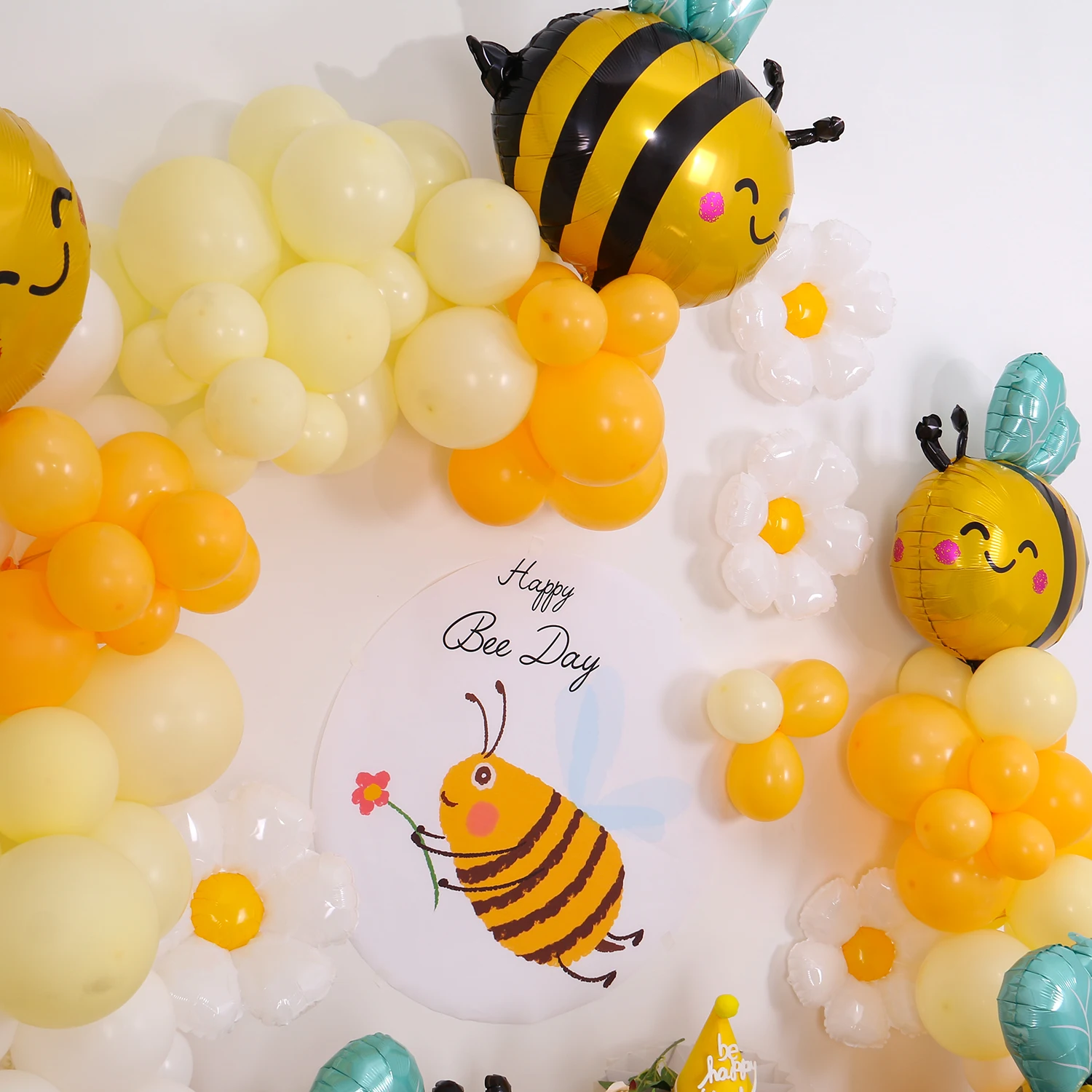 Bee Balloon Arch Set, Milk Yellow Big Bee Daisy Balloon, Sunflower Gender Revealing Birthday Party Decoration