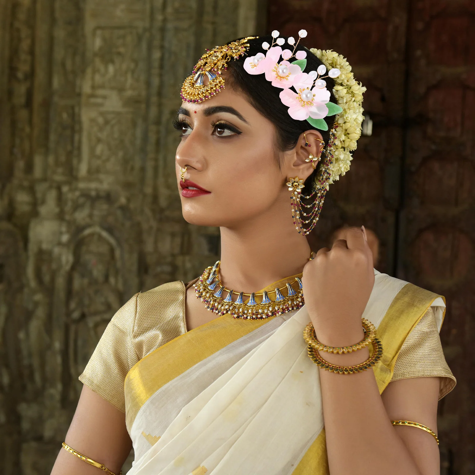 

1Pcs Classic Alloy Hair Comb Bridal Imitation Jade Flower Pearl Decor Lightweight Elegant Headwear for Wedding Engagement Party