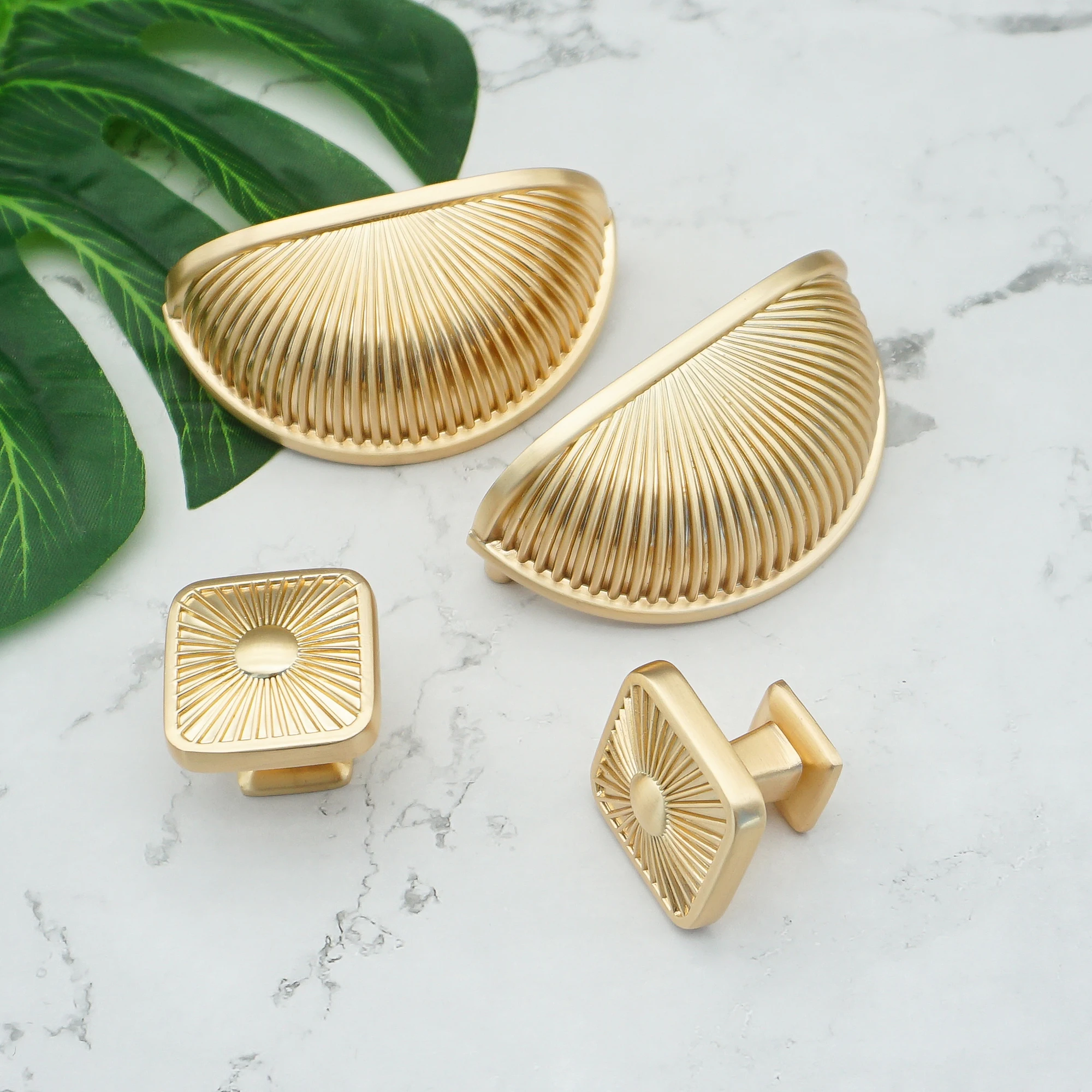 Gold Semicircle-Shape Cabinet Drawer Handles Alloy Kitchen Accessories Cupboard Door Knobs Wardrobr Pulls Furniture Hardware