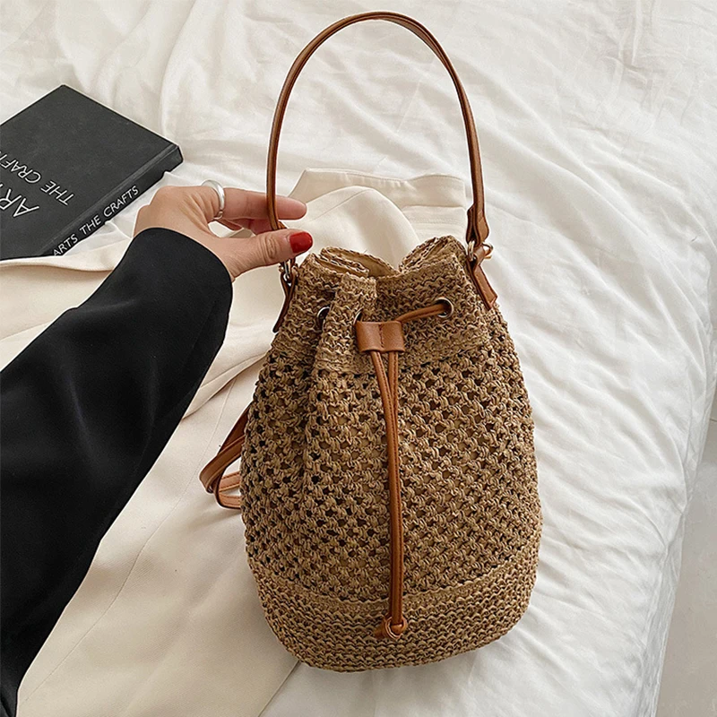 Sumple Straw Bucket Bag For Women Woven Handmade Shoulder Bag Drawstring Crossbody Bag Rattan Beach Bag for Gilrs Travel Purse