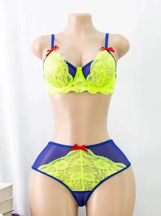 Sexy Frauen Spitze Aushöhlen Sexy Mid-Taille Dreieck Ouvert Blumen Höschen Bikini Casaul Pure Desire Strand Urlaub Stil 8J7U