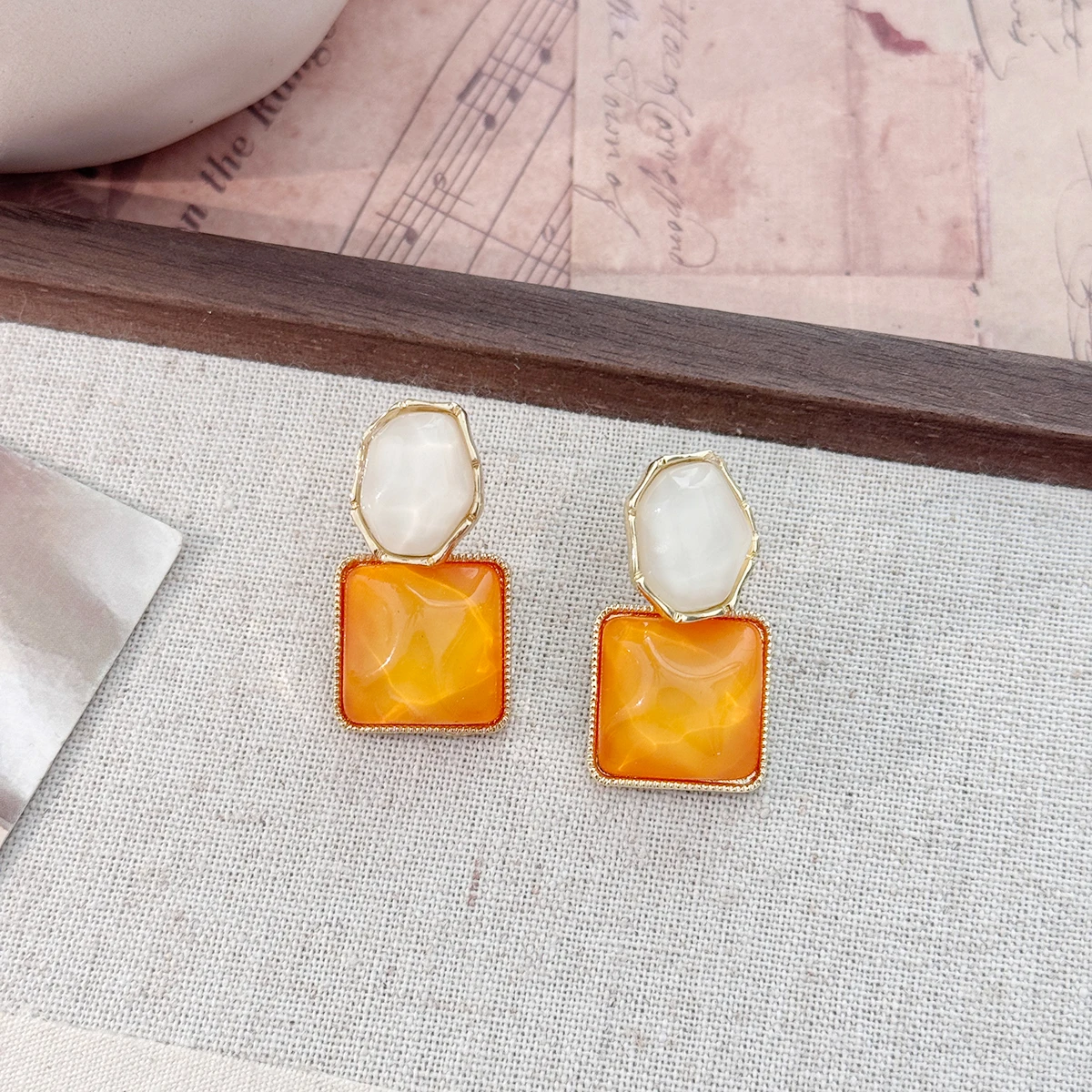 Women's Irregular Square Zirconia Oval Earrings, High-End Feel