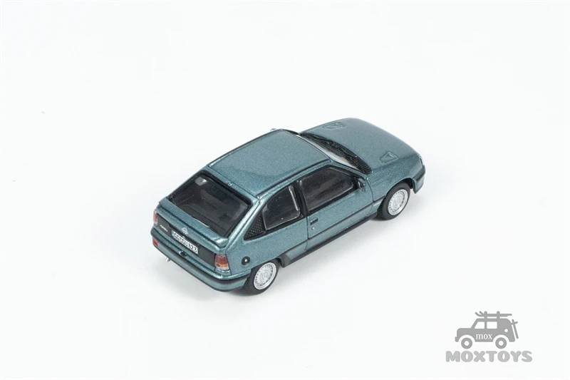 Tarmac Works 1:64 Opel Kadett GSi Green Metallic Diecast Model Car