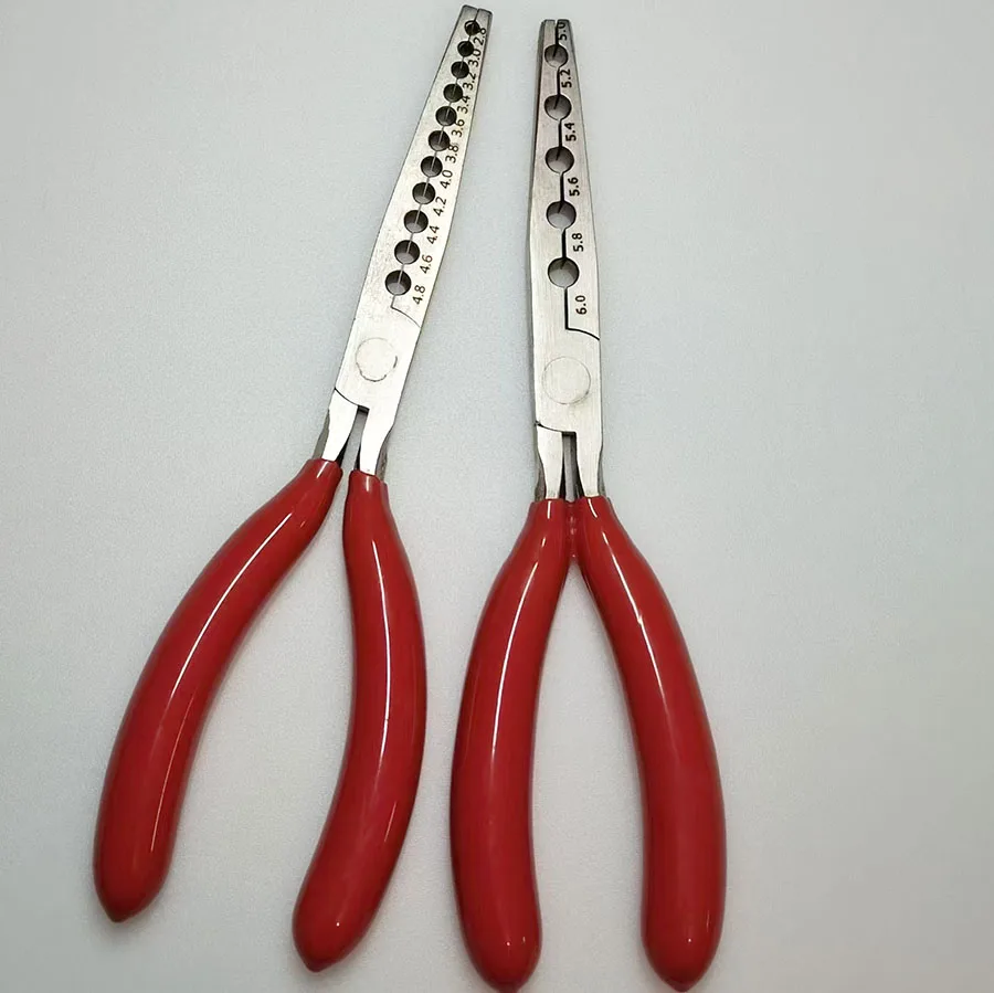 

DIY Carbon Steel Serrated Jaw Crimping Pliers with Soft Grip Plastic Handle