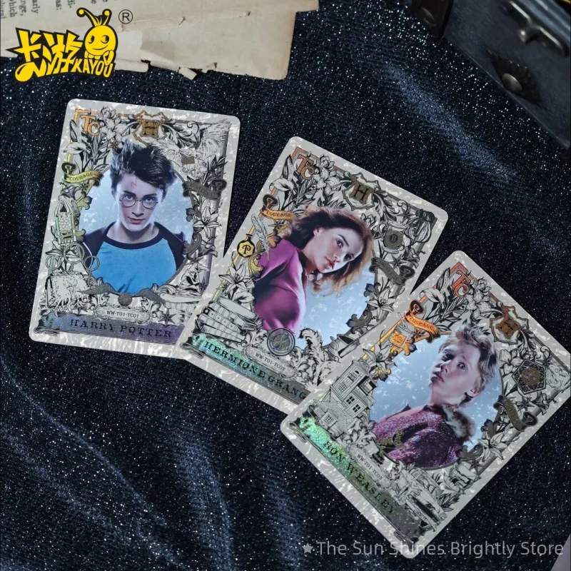 لعبة بطاقات KAYOU Harry Potter Wizard - الإصدار المميز المجلد الأول، حزمة بطاقات أصلية قابلة للجمع لمحبي الألعاب وجميعها