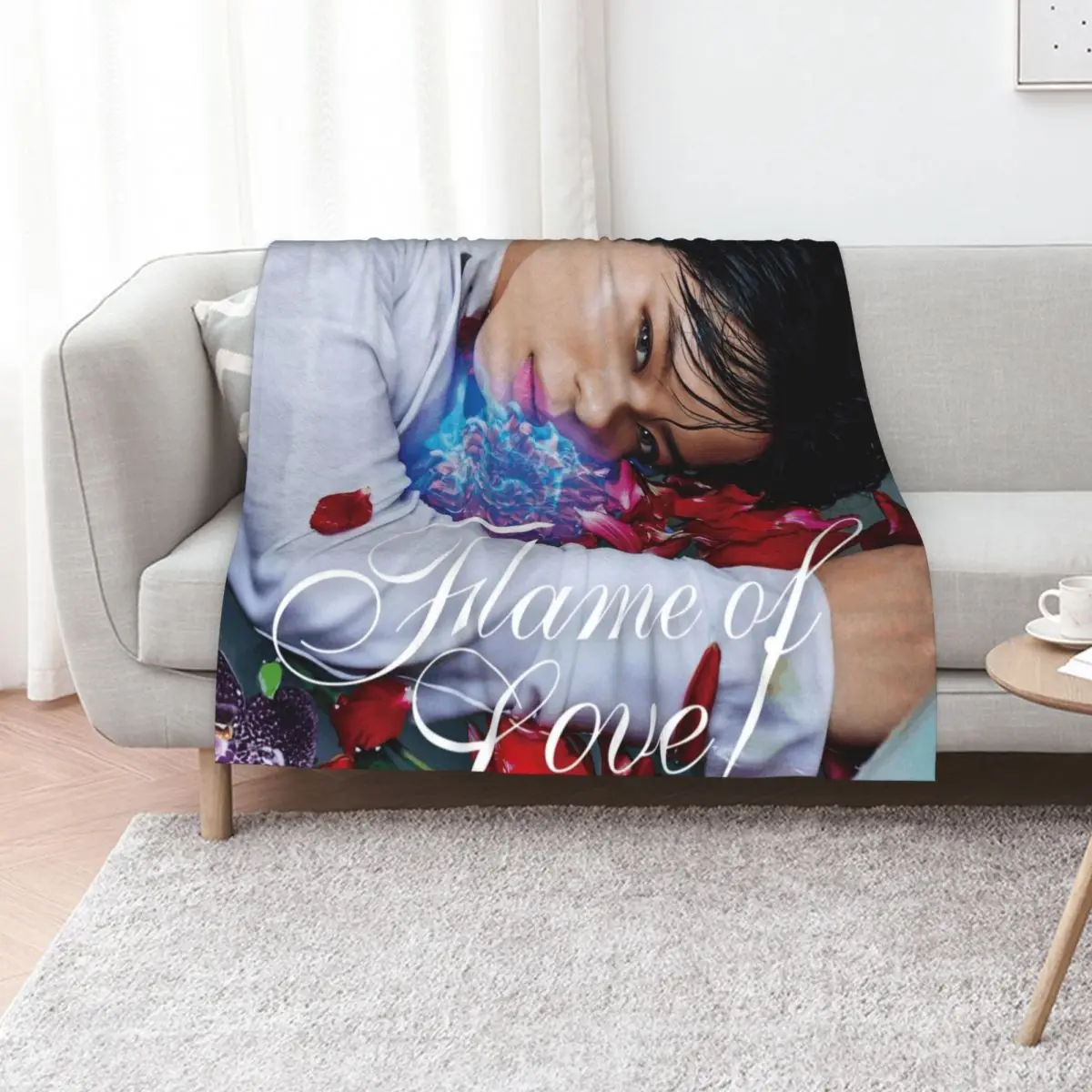 

SHINee TAEMIN FLAME OF LOVE Throw Blanket Heavy Designers Flannels Hairys Blankets