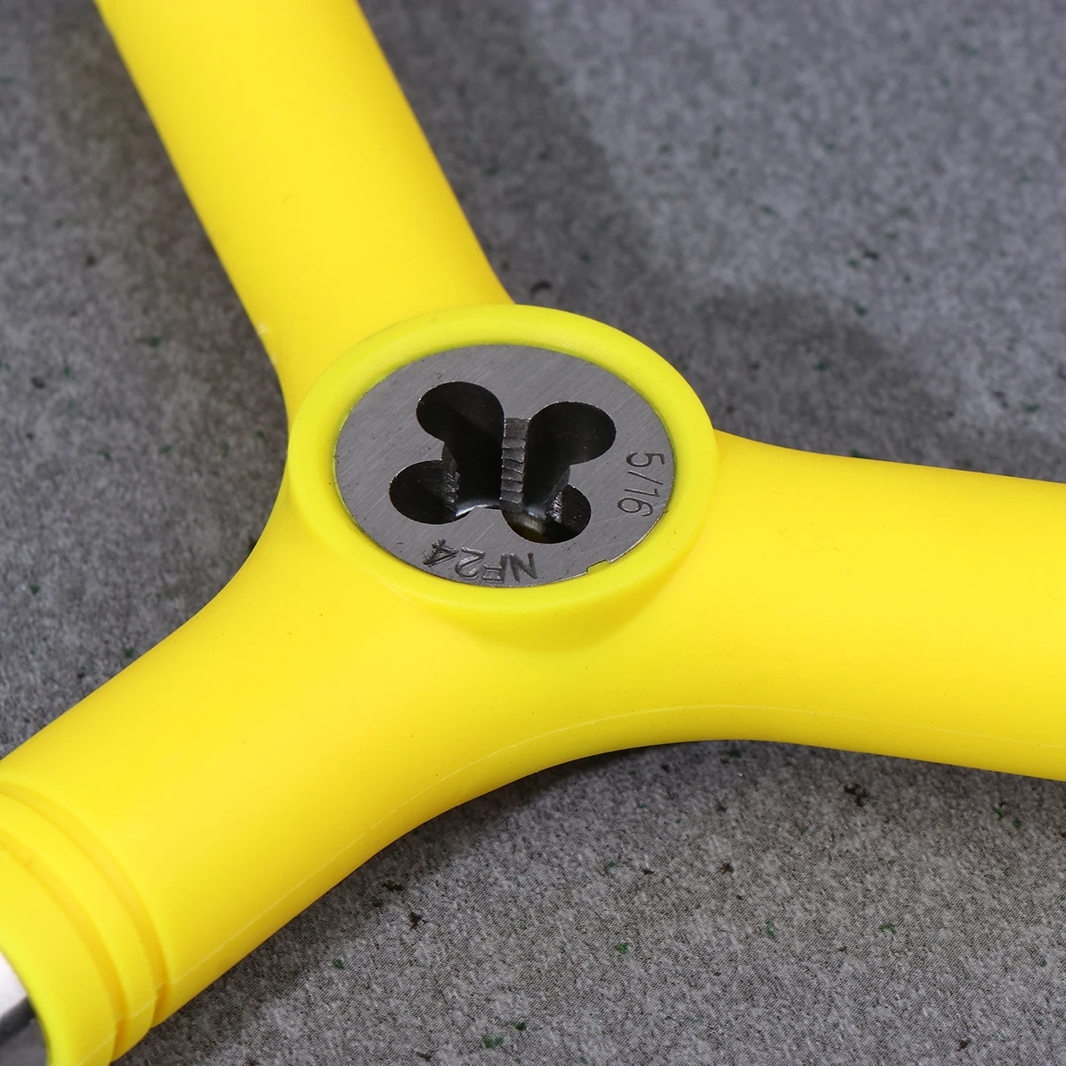 

All In 1 Skateboard Repair Y-Shaped Metal Hardware Adjusting For Portable Pocket Size Yellow Skateboard