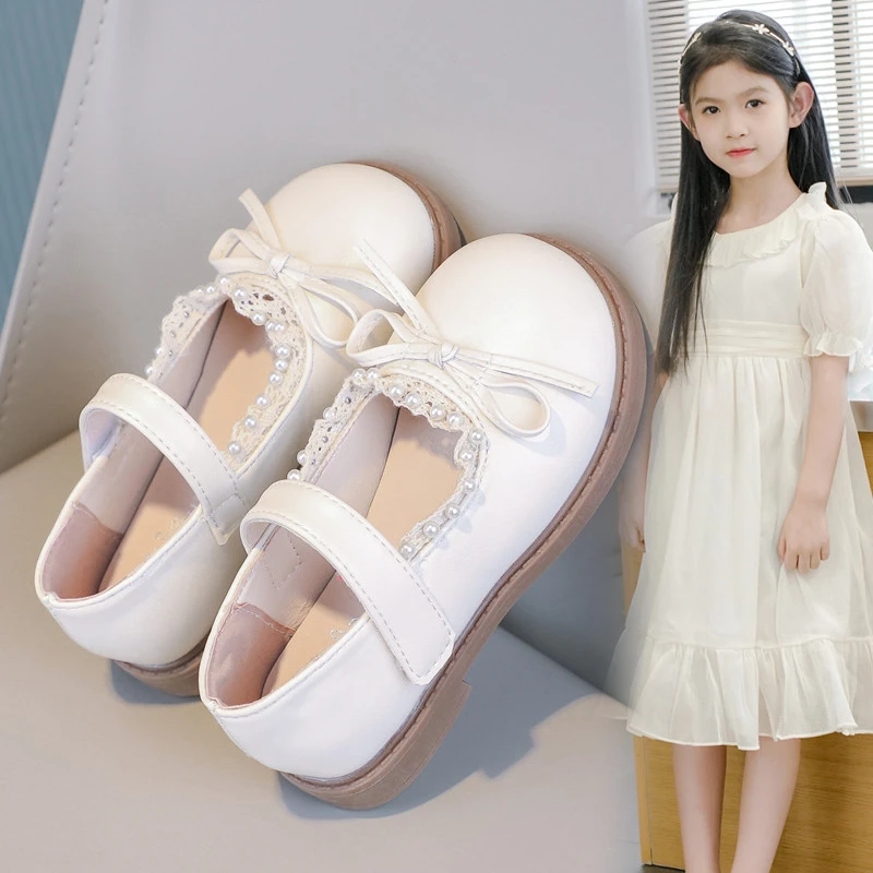 

Хит продаж: Легкие детские мягкие туфли с бантом, удобные, на плоской подошве, весенне-осенние, модные, элегантные, с жемчугом, повседневные туфли для принцесс