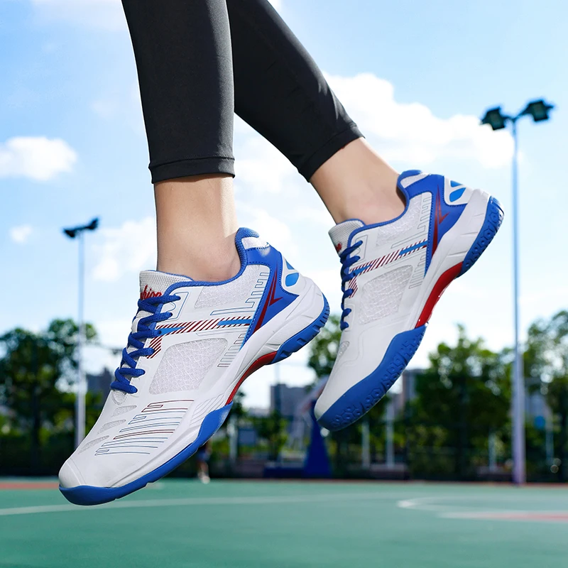 2026 new volleyball sports shoes men's and women's universal badminton shoes size 36-46 professional tennis shoes