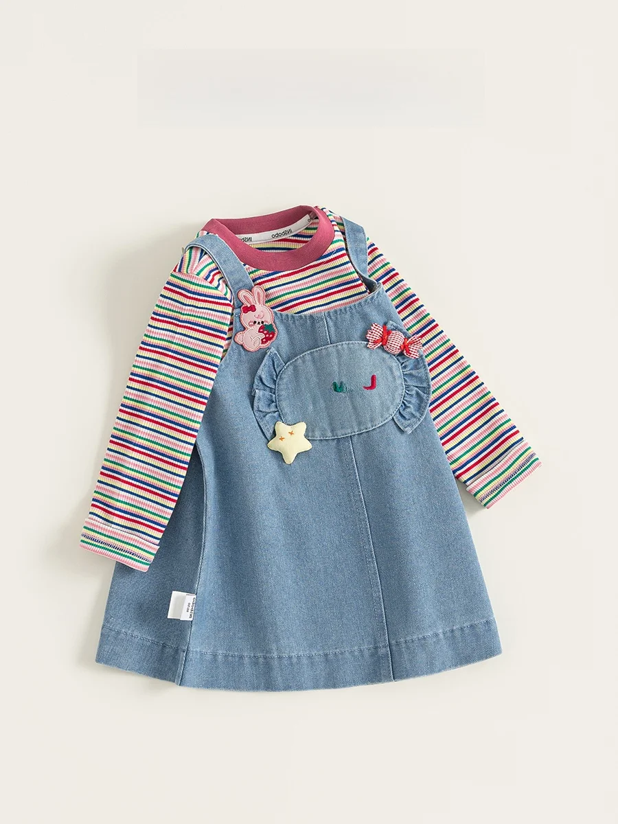 completo-casual-primaverile-per-bambina-grazioso-e-dolce-con-salopette-in-denim-a-cartoni-animati-e-t-shirt-a-righe-set-due-pezzi-comodo-e-traspirante
