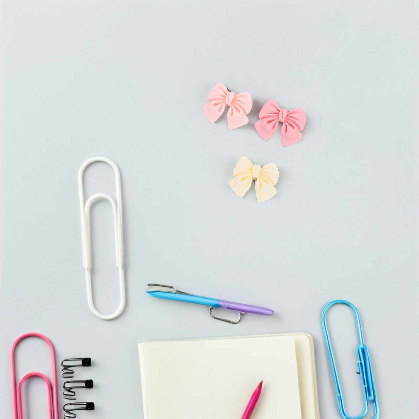 

30pcs Resin Bow Push Pins Decorative Photo Wall Pins Brooch Pin Craft Supplies Office Home Decor Pink Cork Board Tacks Bow