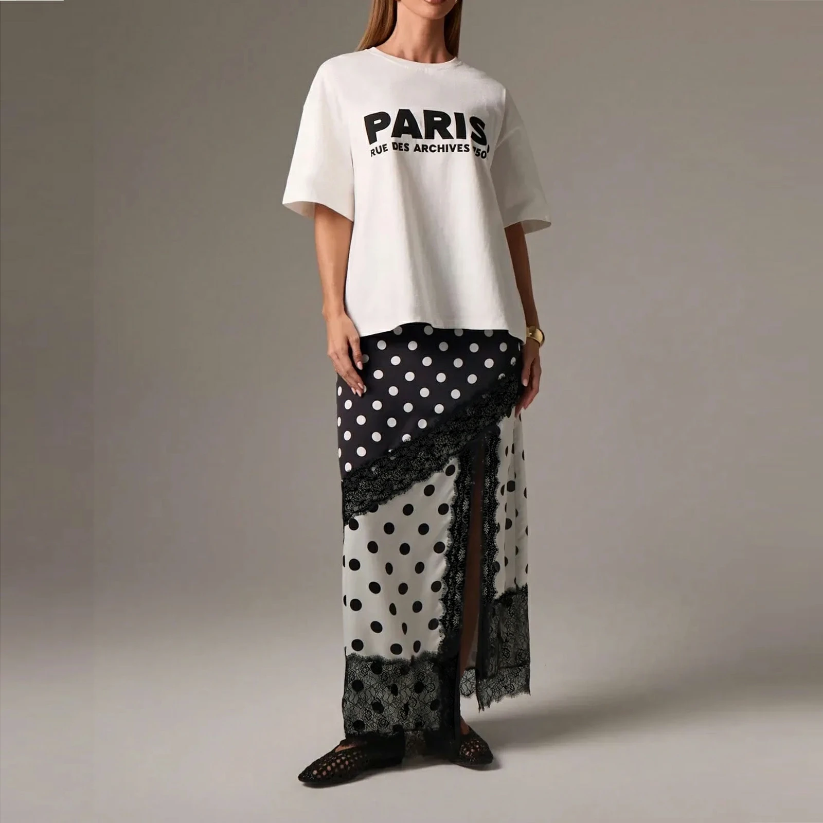 Gonna lunga estiva da donna elegante a vita alta in raso di seta con stampa a pois e finiture in pizzo, gonna con spacco laterale in colore a contrasto