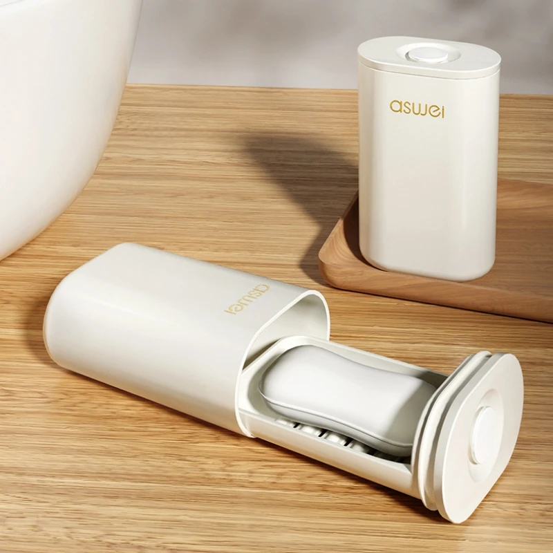 

1 travel soap case, with a lid, sealed and portable soap box, for travel use