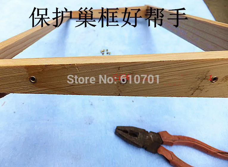 50pcs Beekeeping Eyelets Used in the Sides of Frames for the Wire to Pass Through Prevents the Wire from Pulling into the Timber