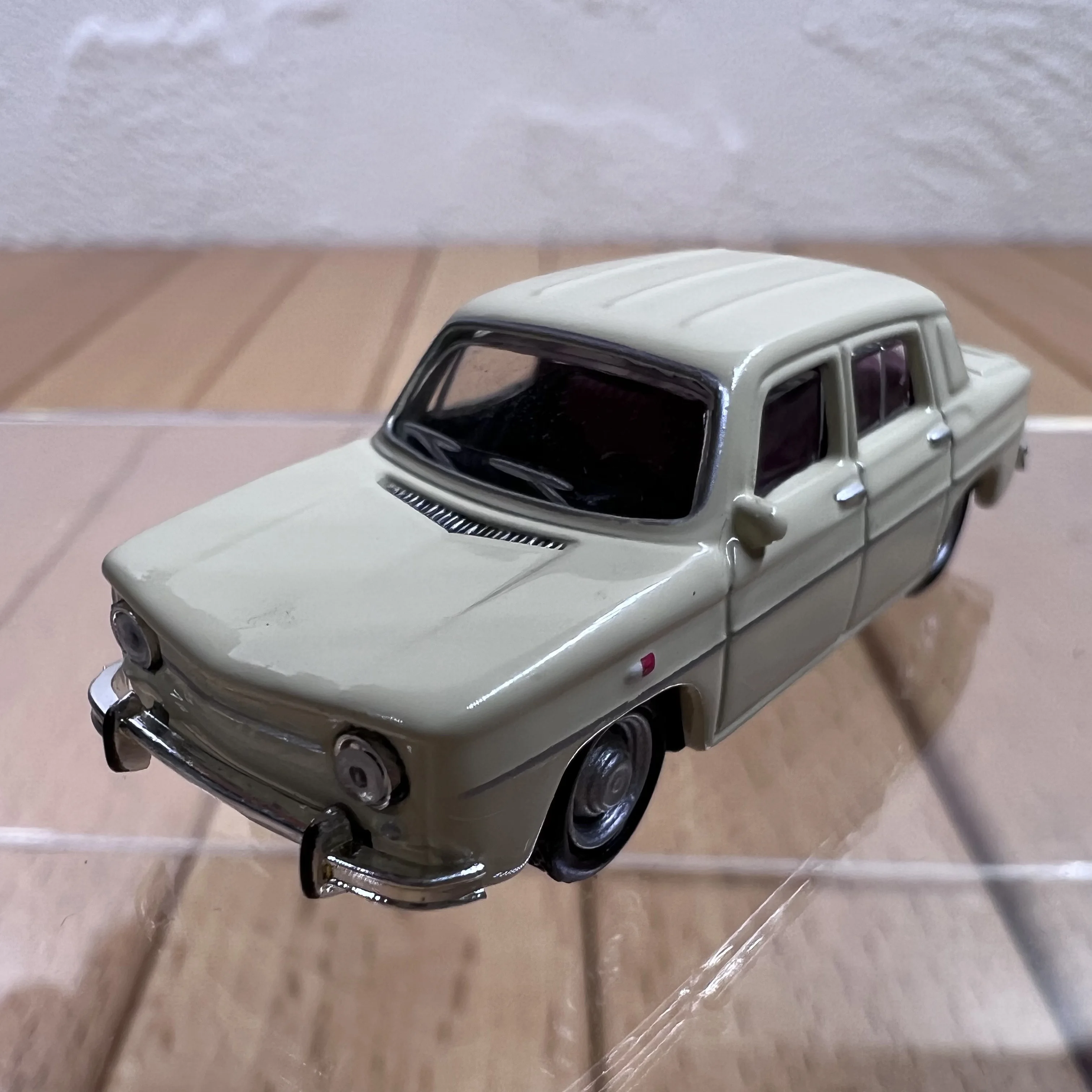 Diecast Alloy 1:87 Scale 1962/66 8th Generation Vintage Cars Model Adult Toys Classics Collection Ornament Souvenir Gift Display