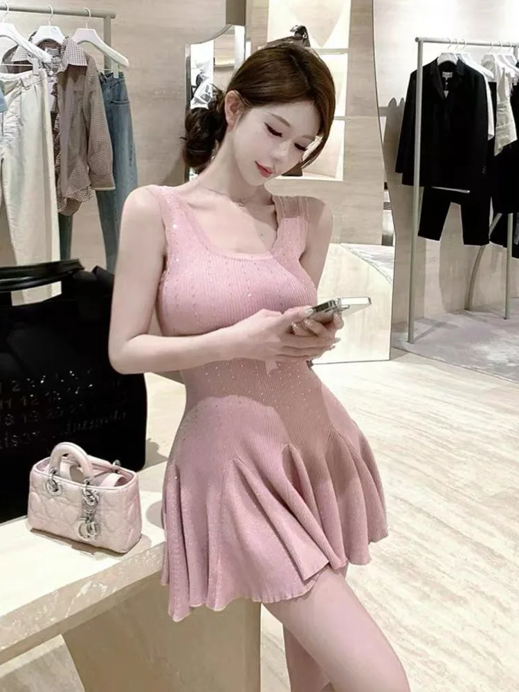 Wysokiej jakości damska dzianinowa krótka sukienka na lato 2025, nowa, dopasowana sukienka swetrowa na imprezę, wieczorowa sukienka mini, odzież damska.