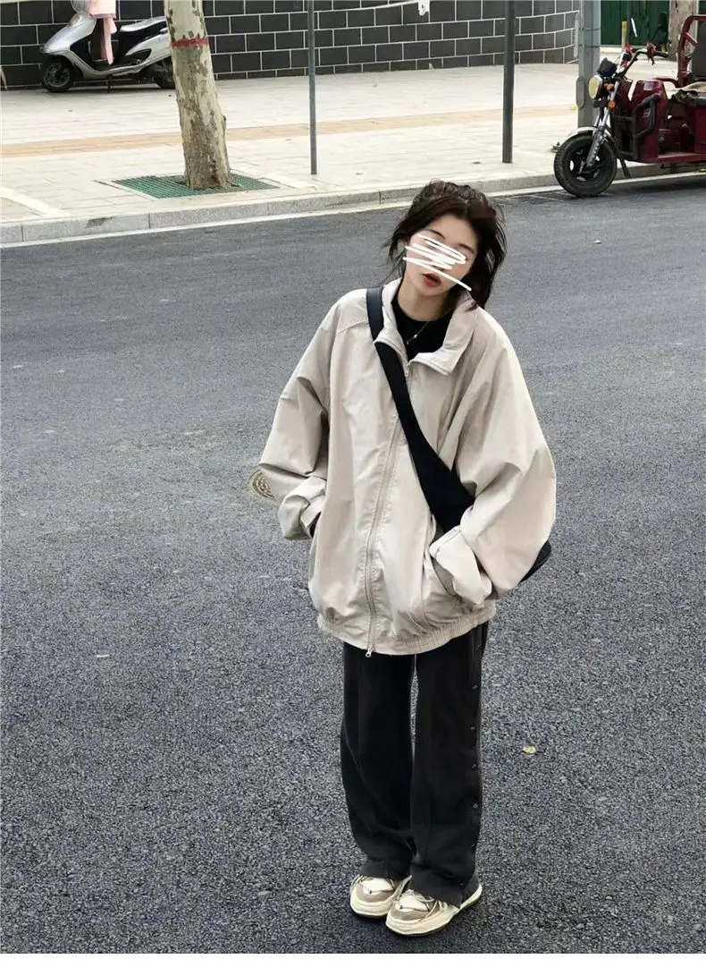 

Куртки-бомберы, женская куртка, красная осенняя джинсовая куртка с рваными пуговицами, укороченная городская уличная одежда, современный хипстерский модный художественный OL